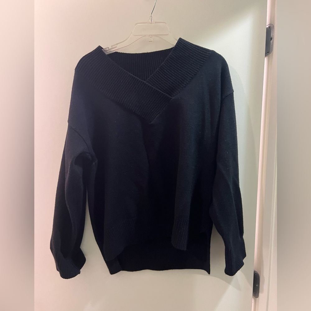 Black knit sweater - one size
